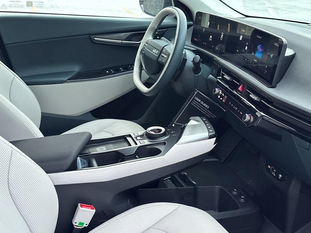 new 2025 Kia EV6 car, priced at $56,305