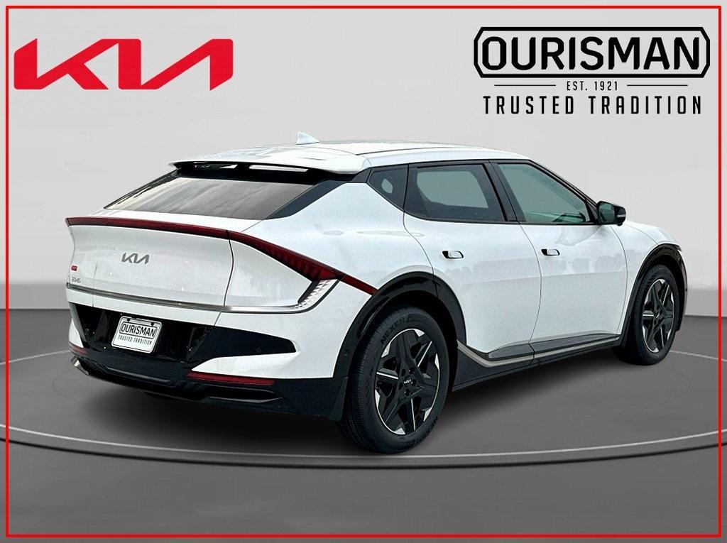 new 2025 Kia EV6 car, priced at $56,305
