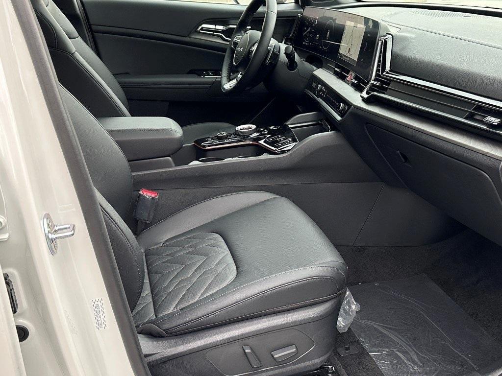 new 2025 Kia Sportage Plug-In Hybrid car, priced at $45,929