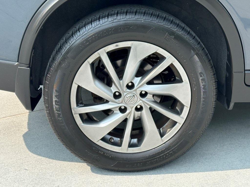 used 2014 Nissan Rogue car, priced at $13,991