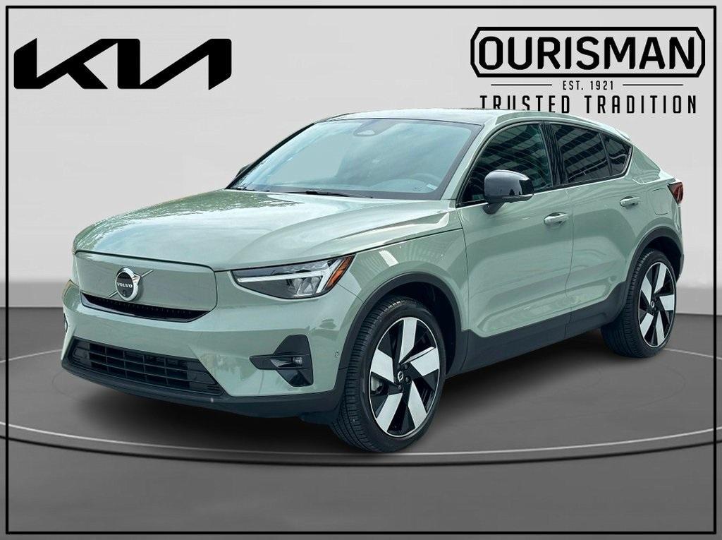 used 2024 Volvo C40 Recharge Pure Electric car, priced at $36,999