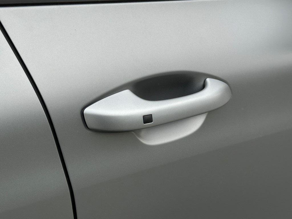 new 2025 Kia K5 car, priced at $29,705