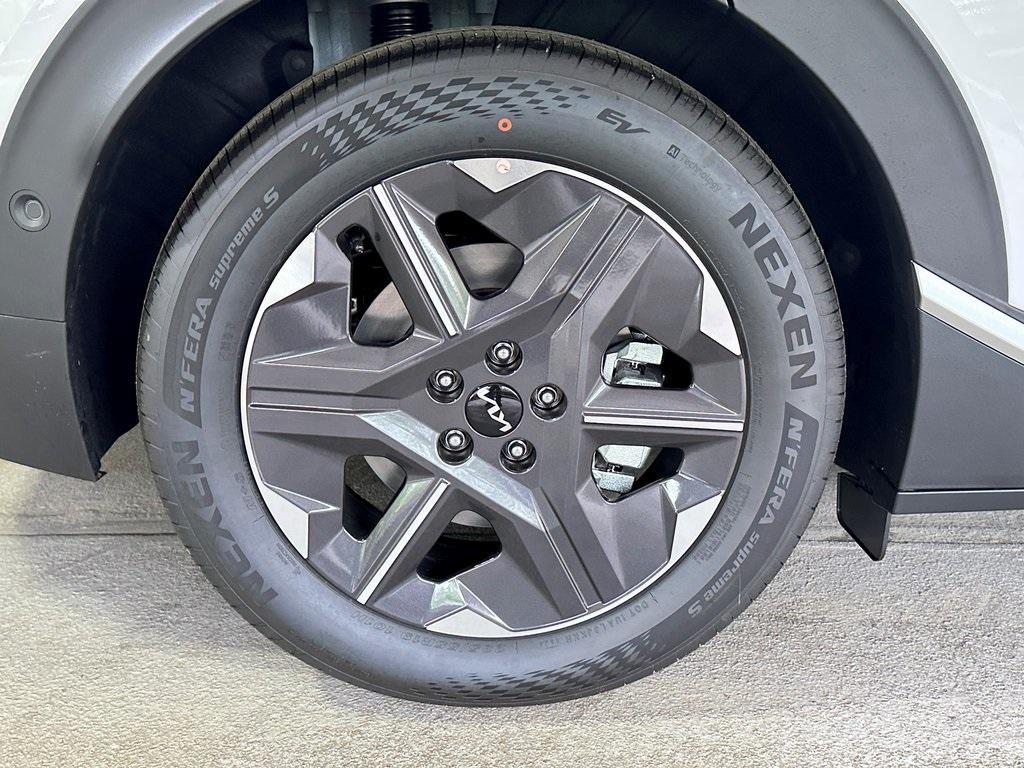 new 2025 Kia EV6 car, priced at $54,635