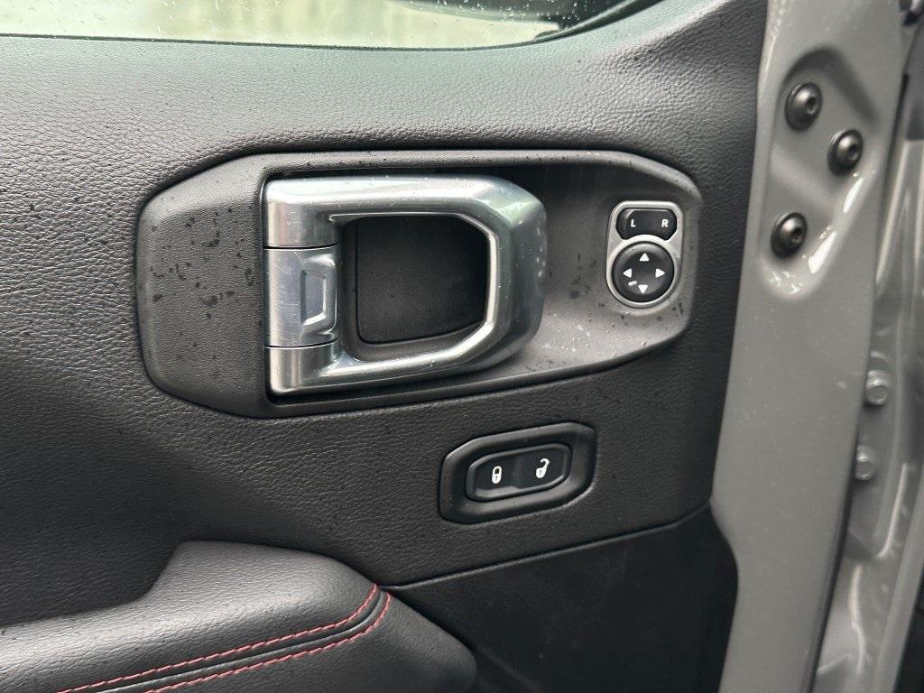 used 2021 Jeep Gladiator car, priced at $35,771