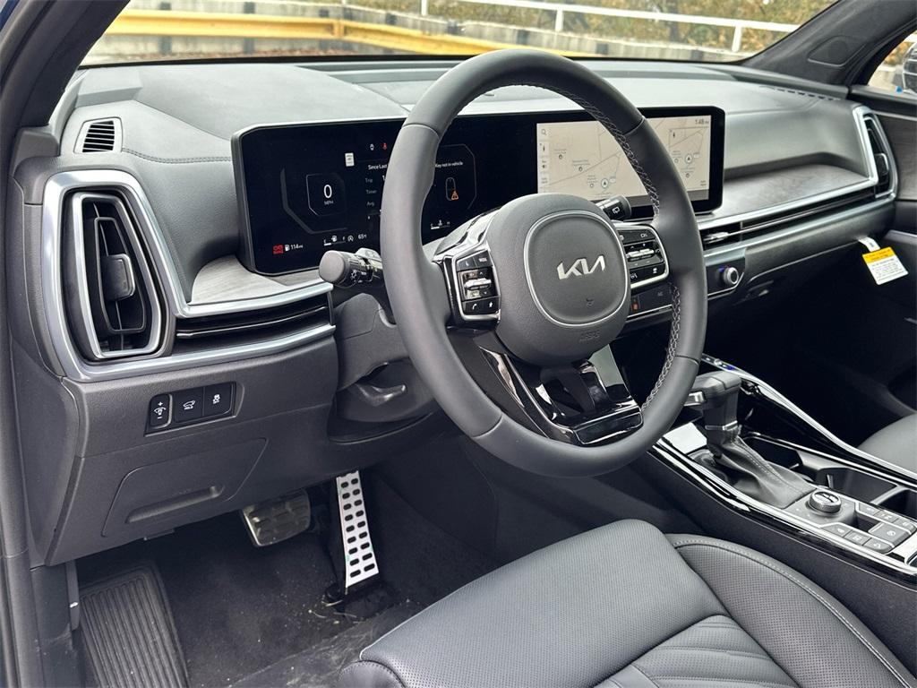 new 2025 Kia Sorento car, priced at $40,999