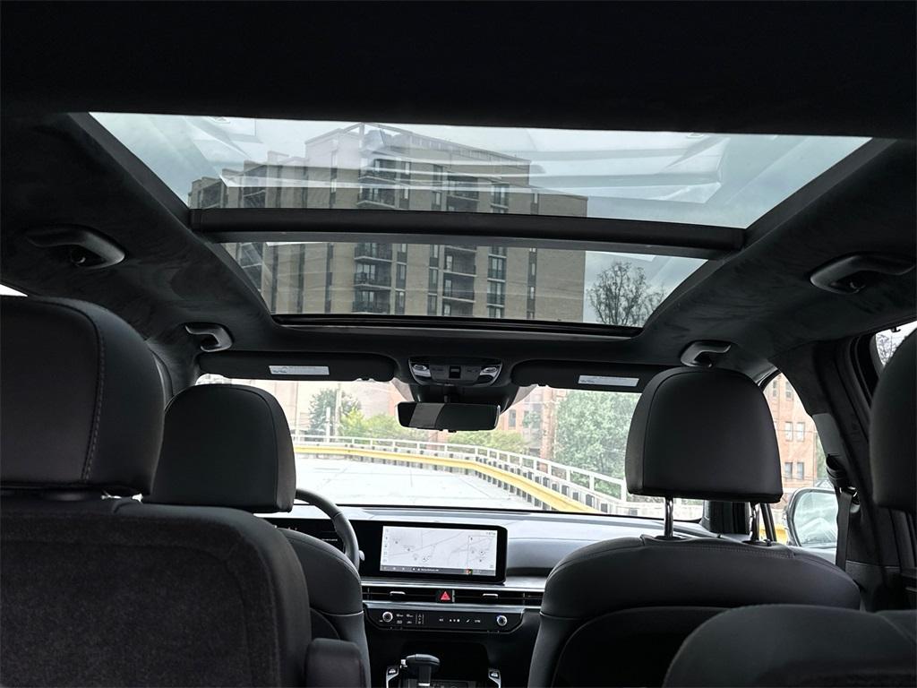 new 2025 Kia Sorento car, priced at $40,999