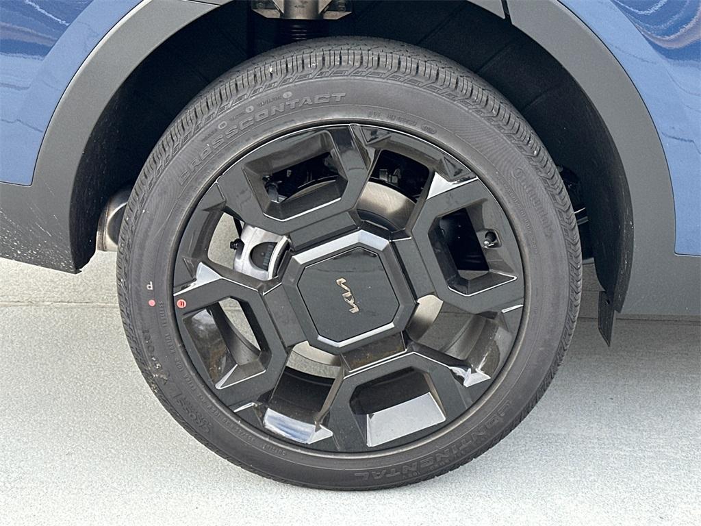 new 2025 Kia Sorento car, priced at $40,999