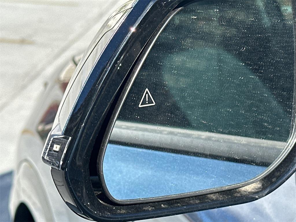 new 2025 Kia Niro car, priced at $30,736