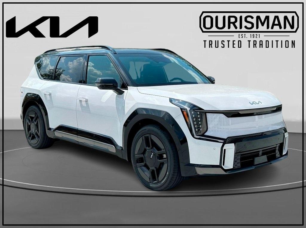 new 2026 Kia EV9 car, priced at $72,205