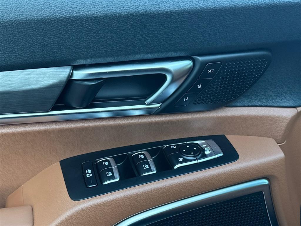 new 2025 Kia Telluride car, priced at $50,682