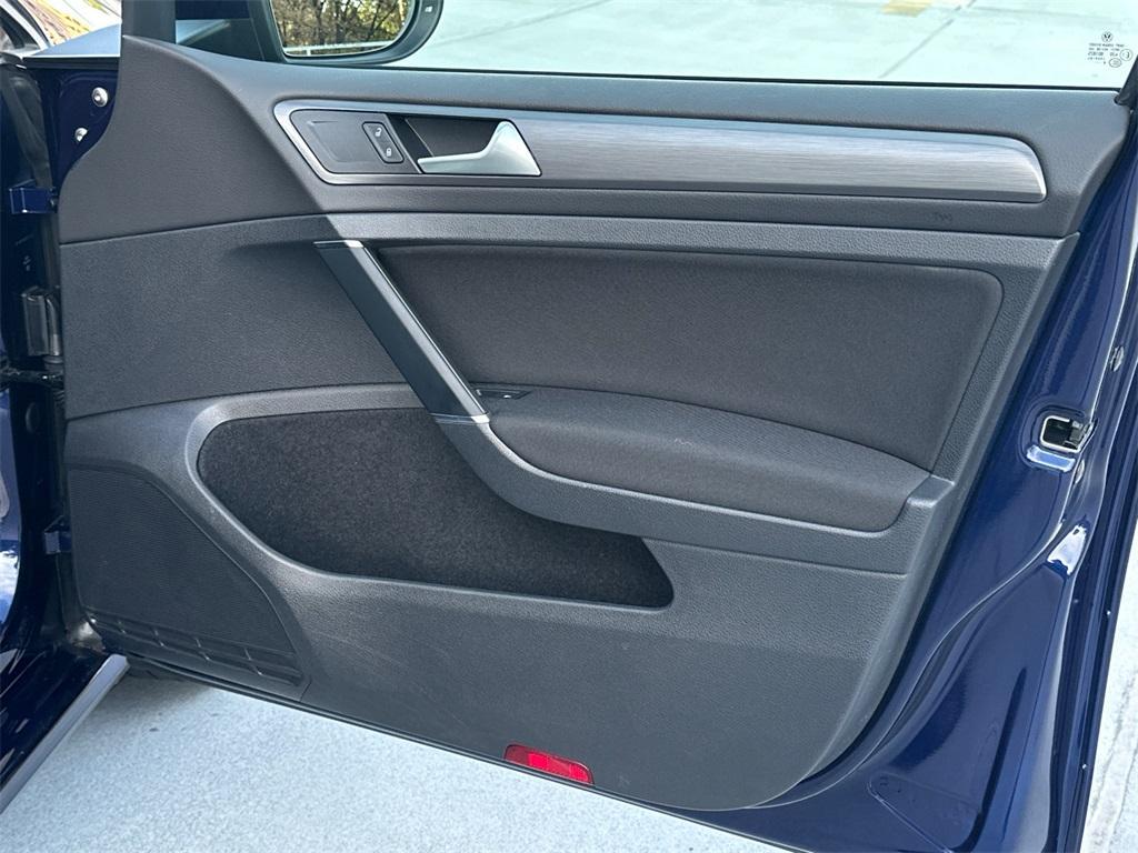 used 2019 Volkswagen e-Golf car, priced at $16,250