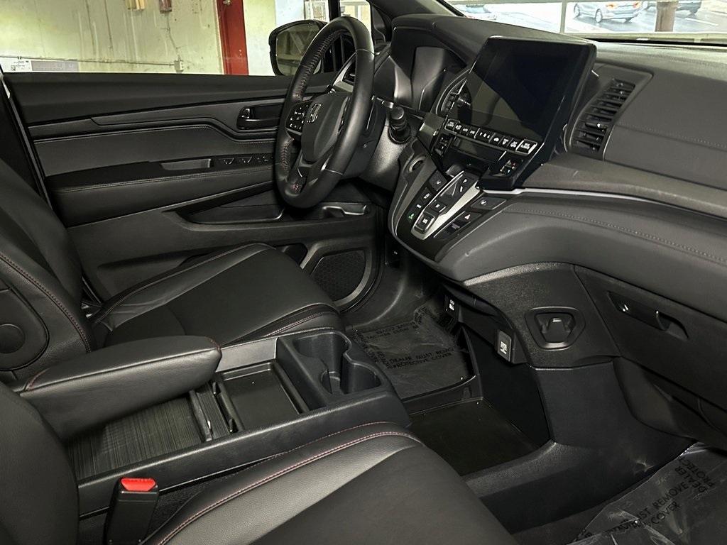 used 2023 Honda Odyssey car, priced at $37,683