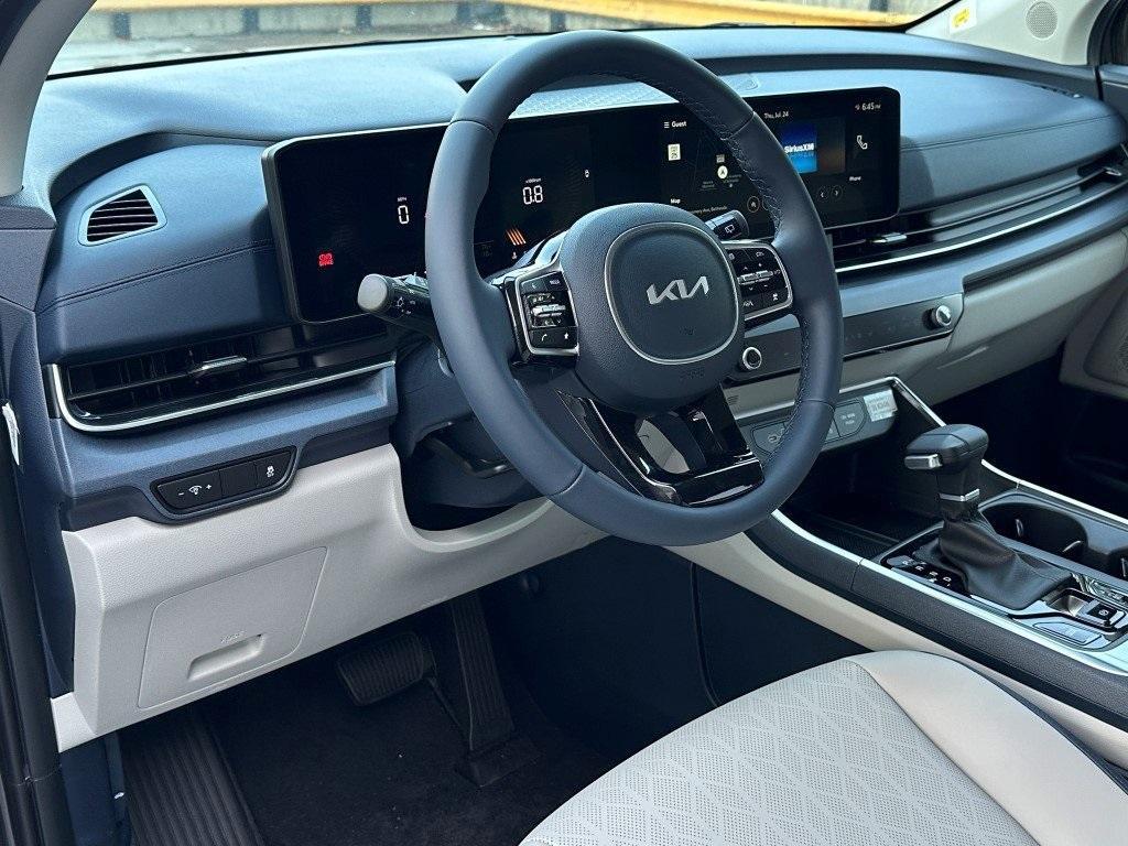 new 2026 Kia Carnival car, priced at $43,330