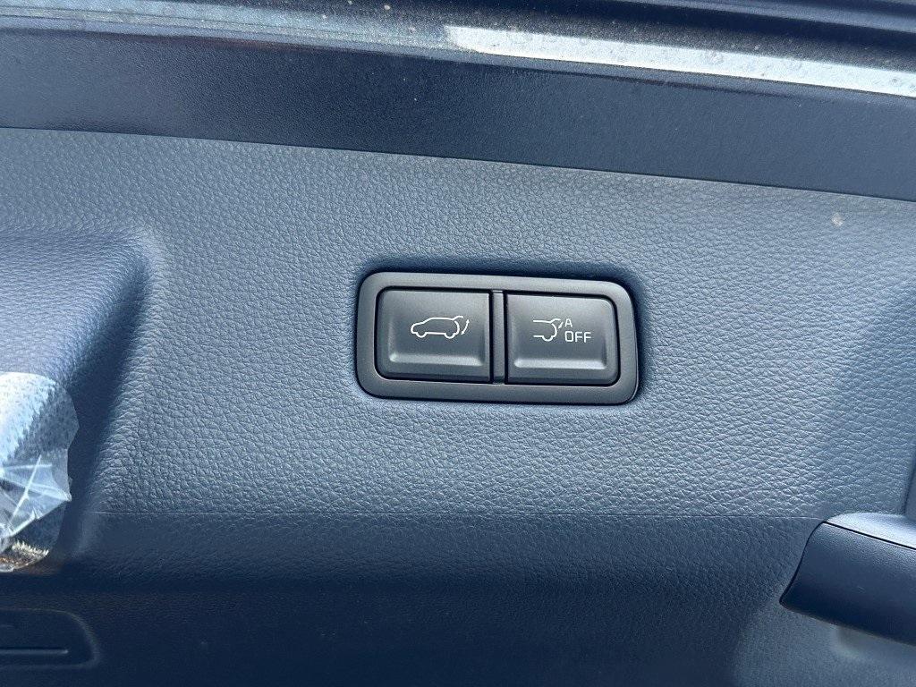 new 2026 Kia Carnival car, priced at $43,330