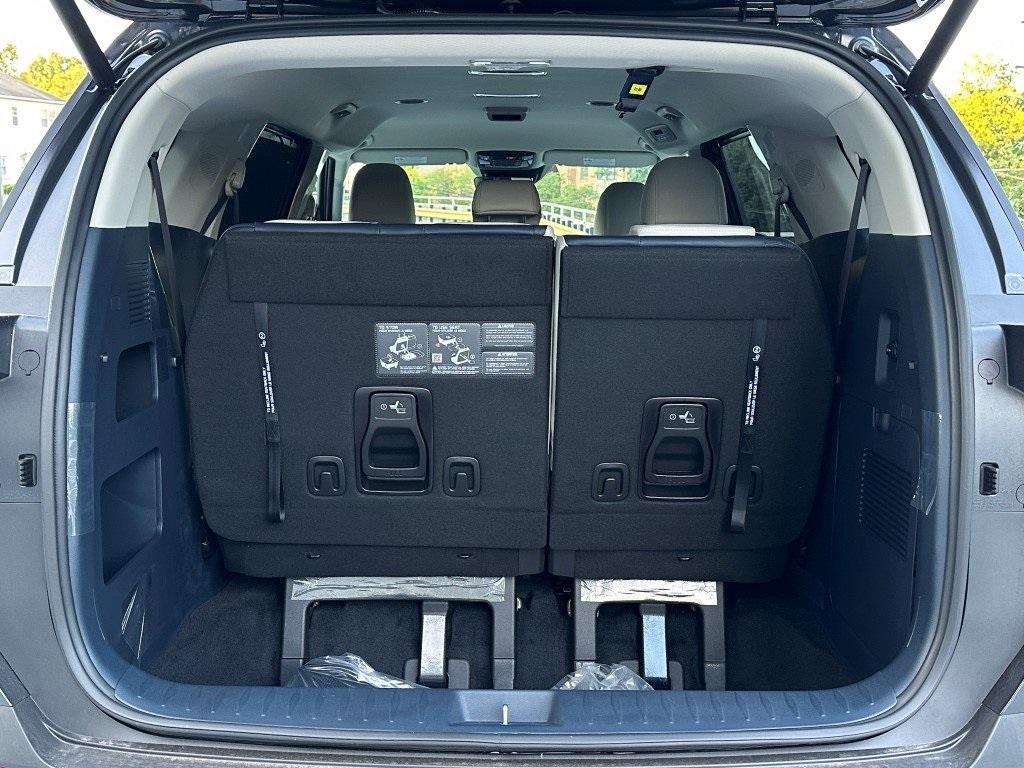 new 2026 Kia Carnival car, priced at $43,330