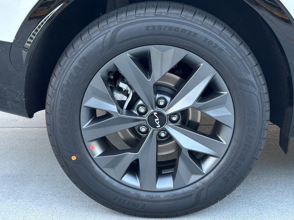 new 2025 Kia Sportage Hybrid car, priced at $35,307
