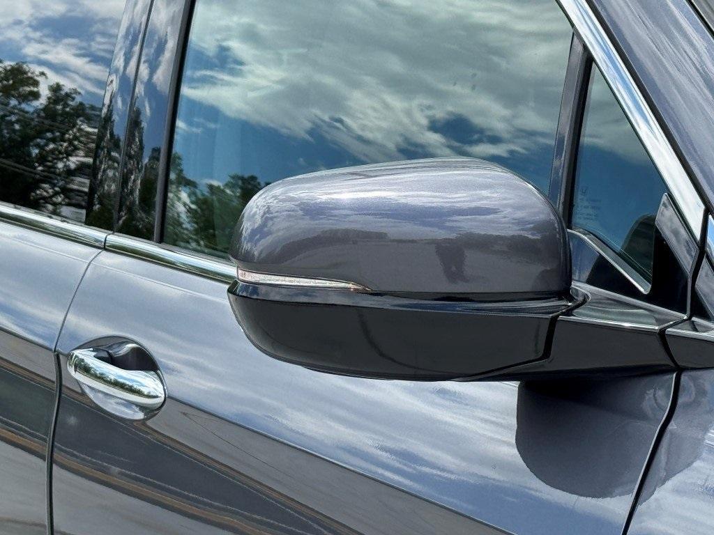 used 2022 Honda Pilot car, priced at $37,221