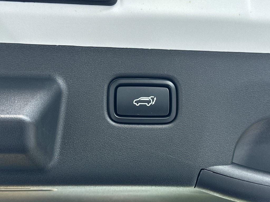 new 2025 Kia EV6 car, priced at $56,995