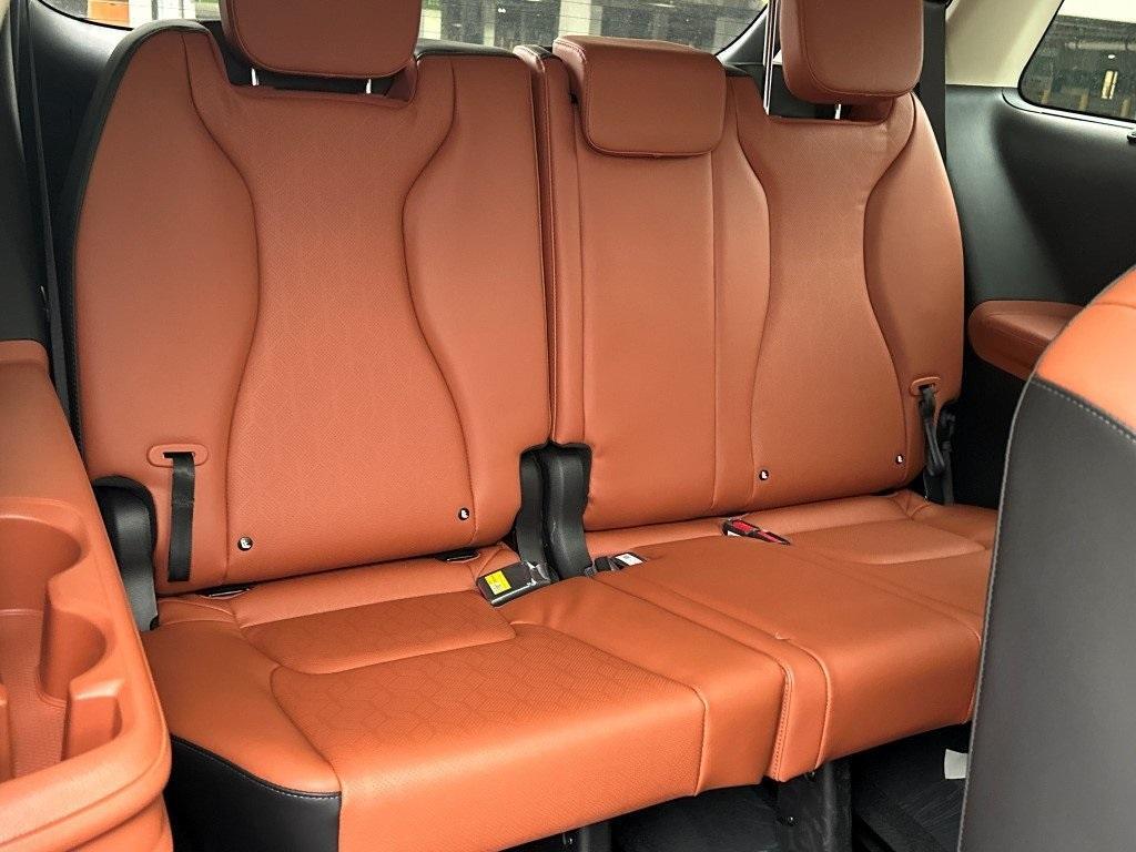 new 2025 Kia Carnival Hybrid car, priced at $49,496
