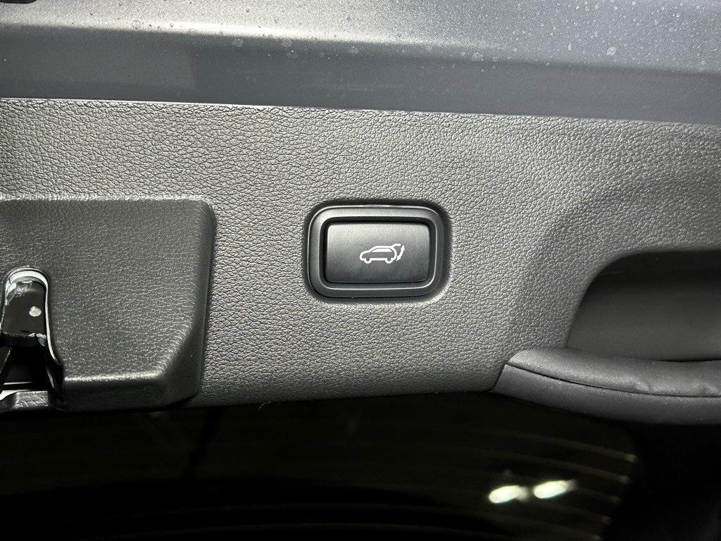 new 2025 Kia Sportage Plug-In Hybrid car, priced at $45,558