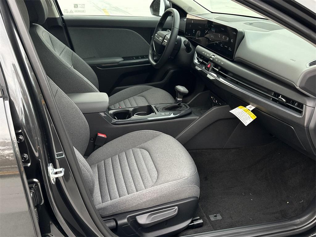 new 2025 Kia K4 car, priced at $22,606