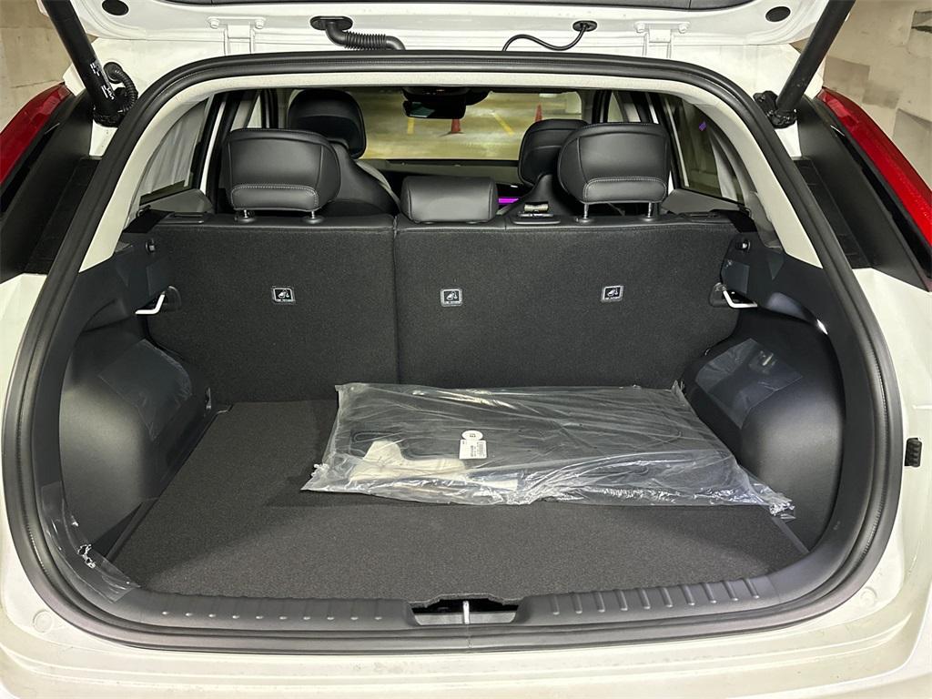 new 2025 Kia Niro EV car, priced at $39,616