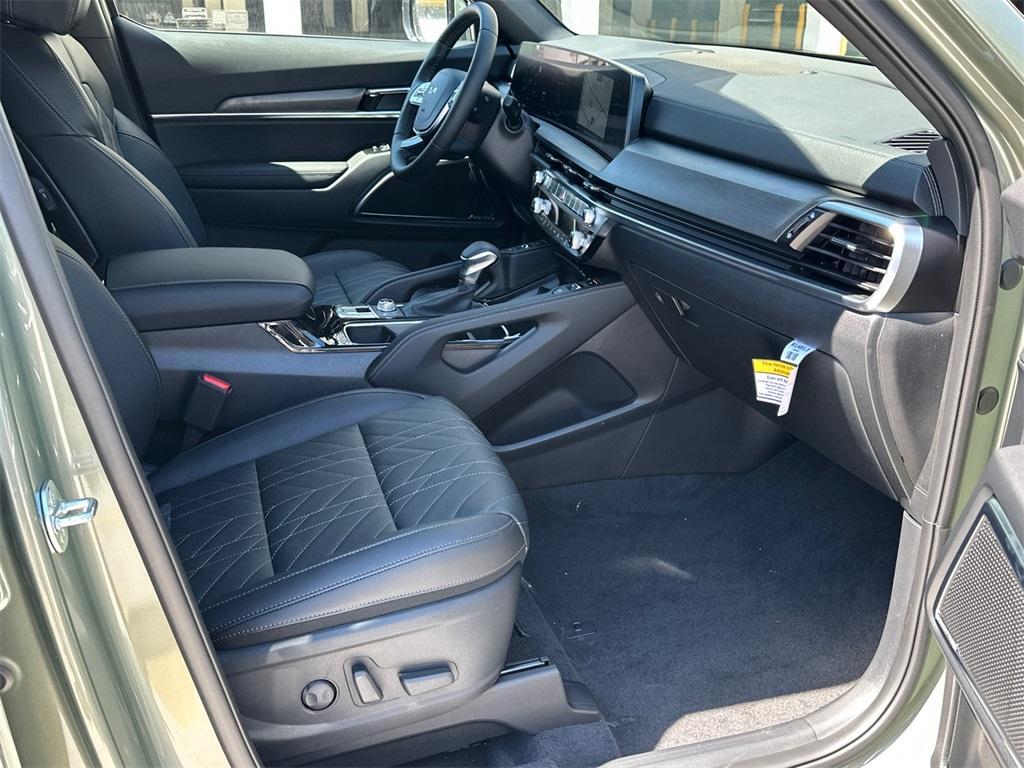 new 2025 Kia Telluride car, priced at $48,611