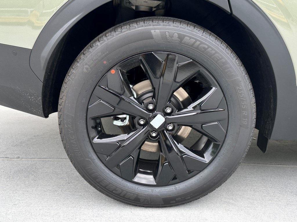 new 2025 Kia Sportage Plug-In Hybrid car, priced at $45,558