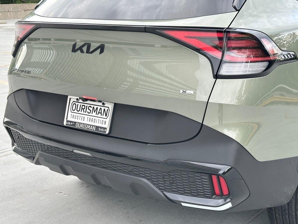 new 2025 Kia Sportage Plug-In Hybrid car, priced at $45,558