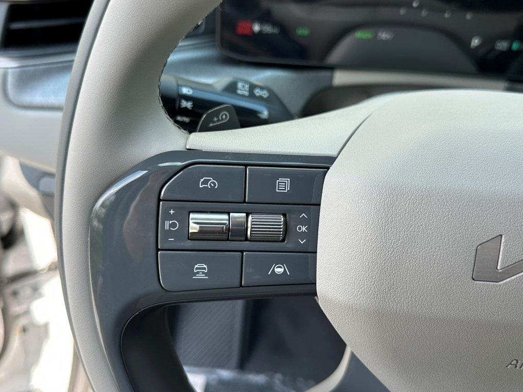 new 2026 Kia EV9 car, priced at $61,540