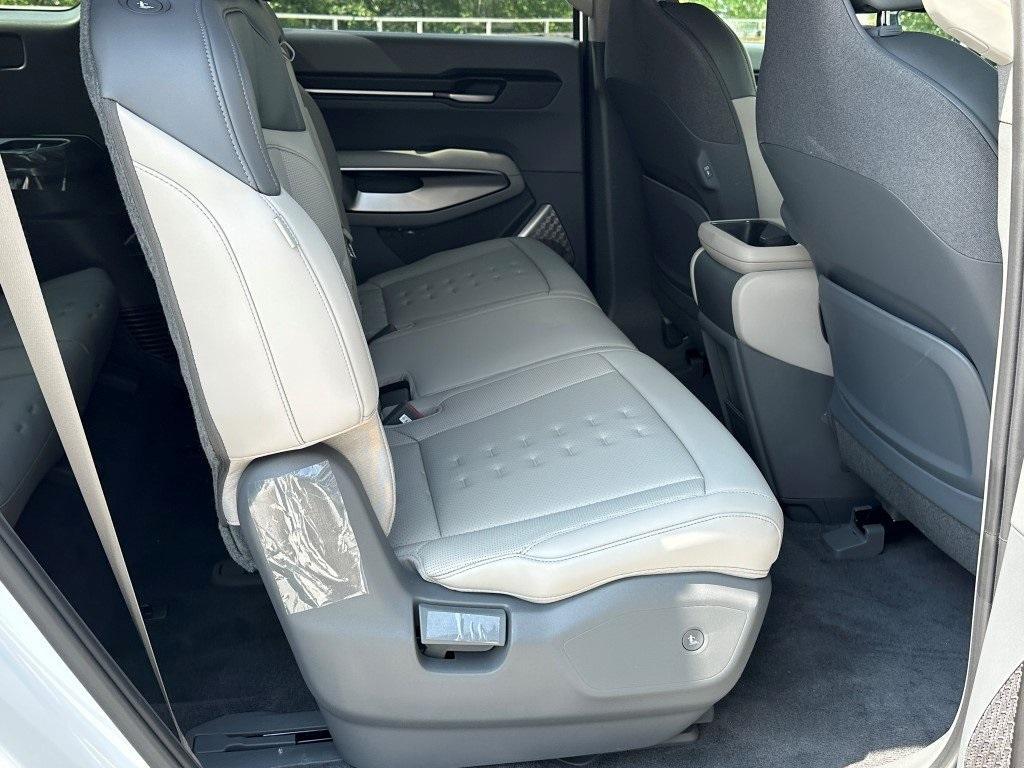 new 2026 Kia EV9 car, priced at $61,540