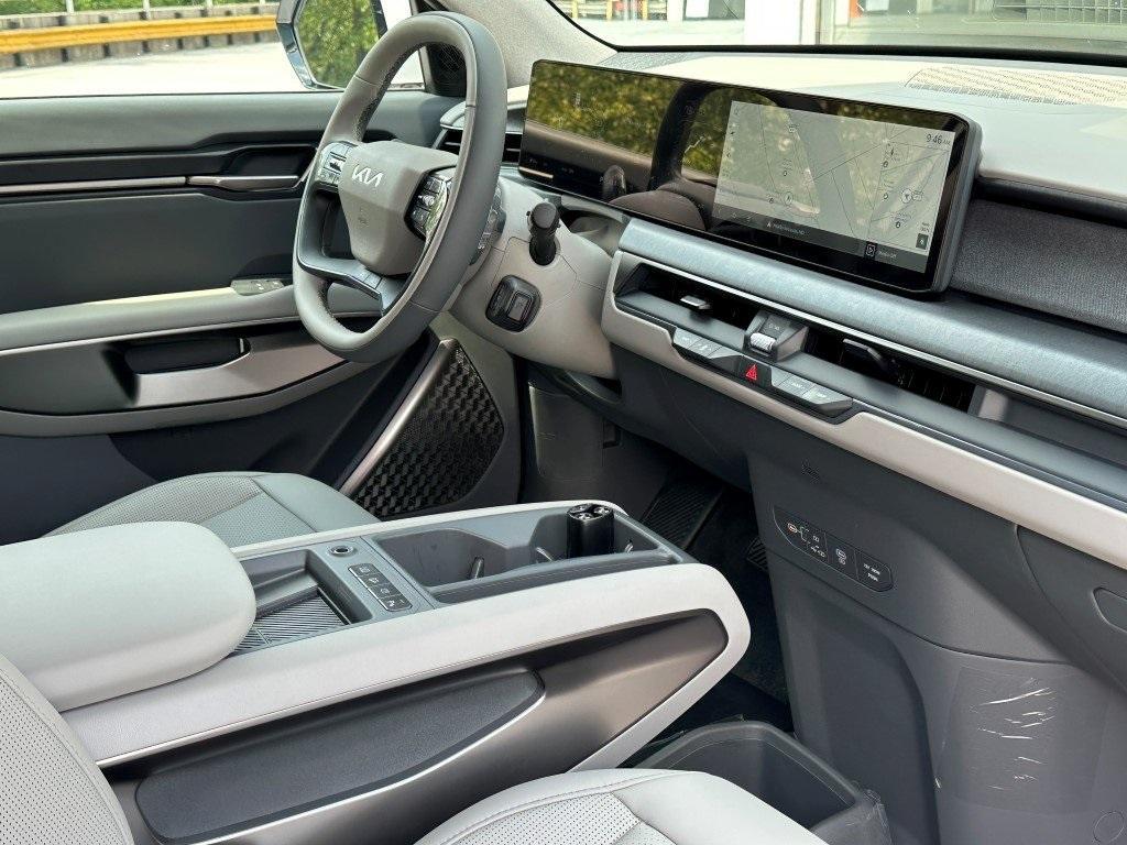 new 2026 Kia EV9 car, priced at $61,540