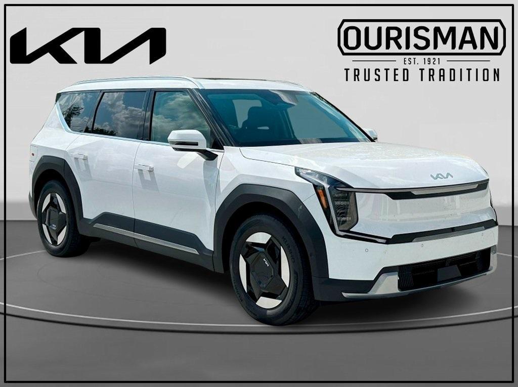 new 2026 Kia EV9 car, priced at $61,540