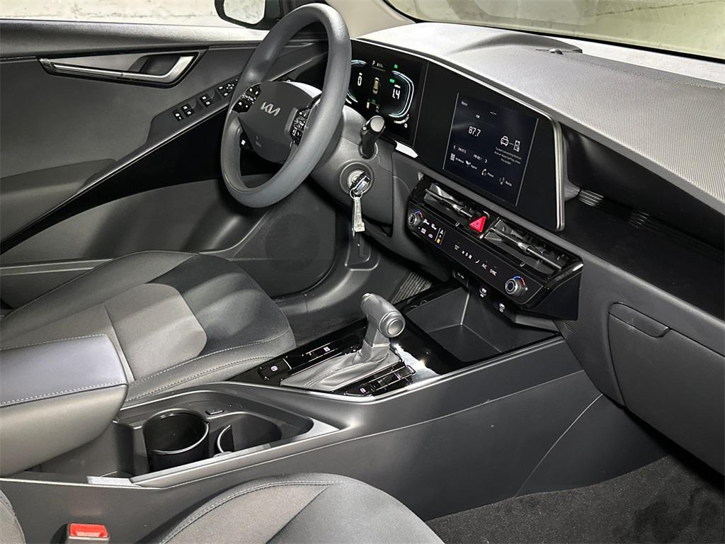 new 2025 Kia Niro car, priced at $29,188