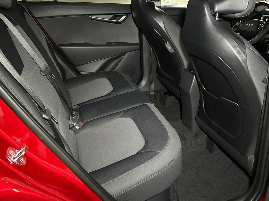 new 2025 Kia Niro car, priced at $29,188