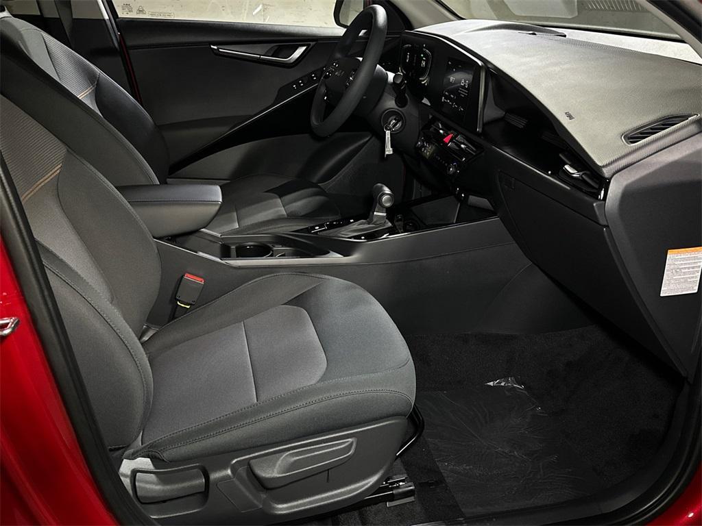 new 2025 Kia Niro car, priced at $29,188