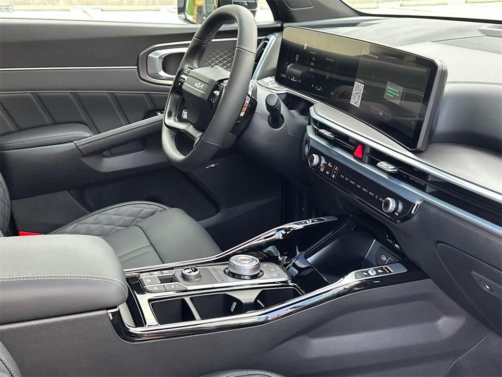new 2026 Kia Sorento Hybrid car, priced at $44,927