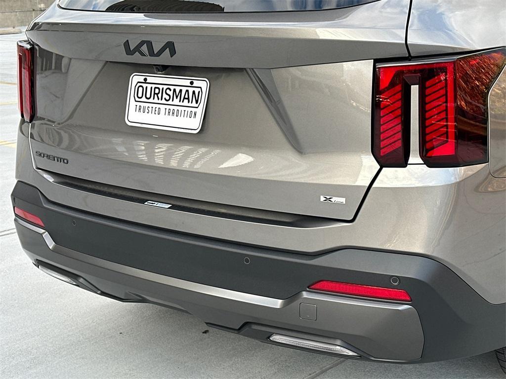 new 2026 Kia Sorento Hybrid car, priced at $44,927