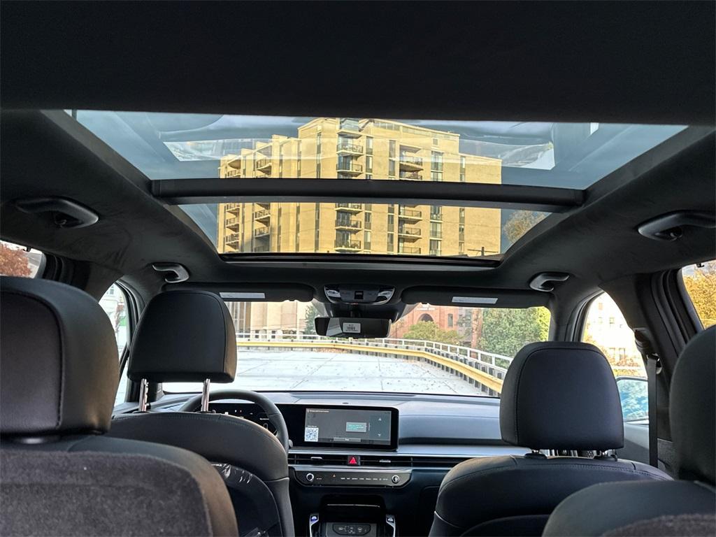 new 2026 Kia Sorento Hybrid car, priced at $44,927