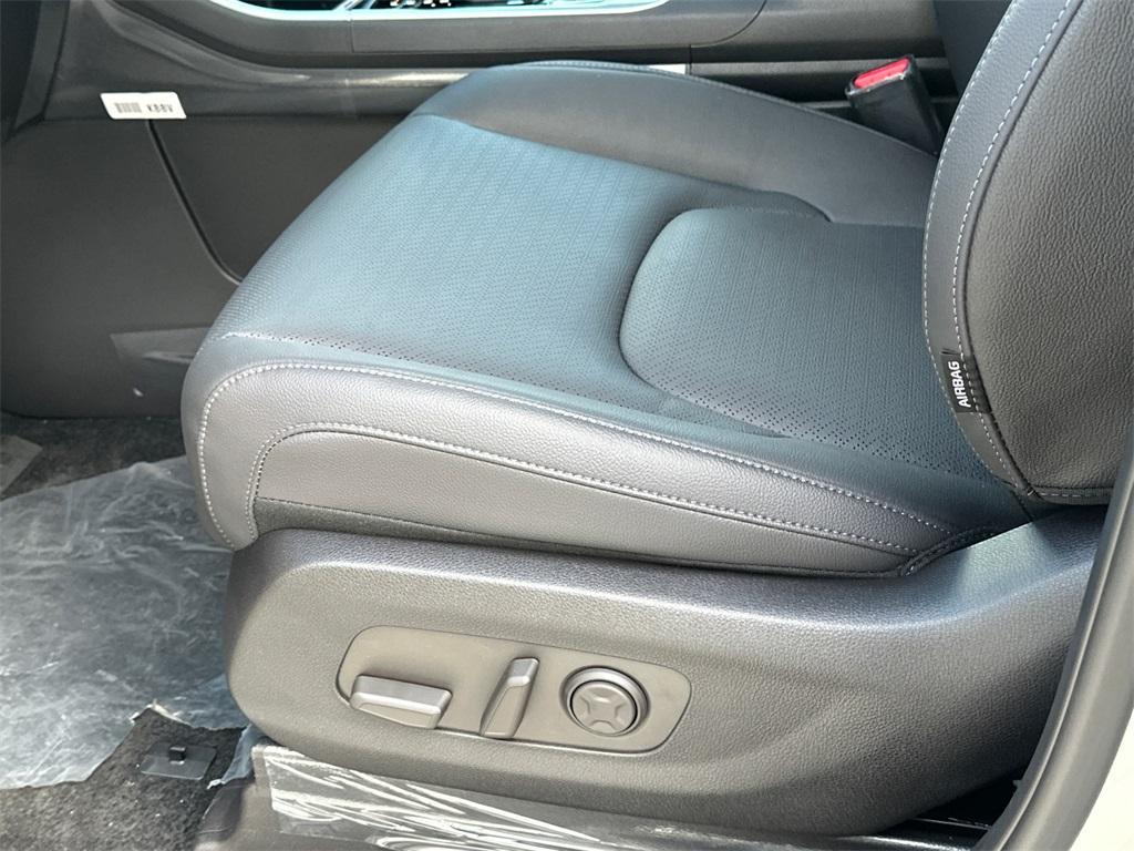 new 2026 Kia Carnival car, priced at $52,347