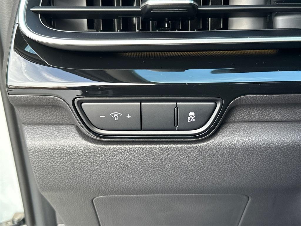 new 2026 Kia Carnival car, priced at $52,347