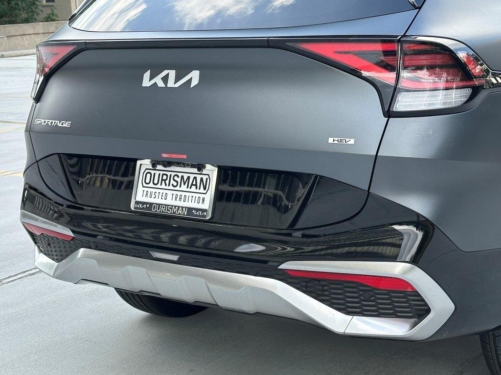 new 2025 Kia Sportage Hybrid car, priced at $35,158