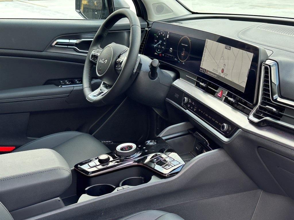 new 2025 Kia Sportage Hybrid car, priced at $35,158