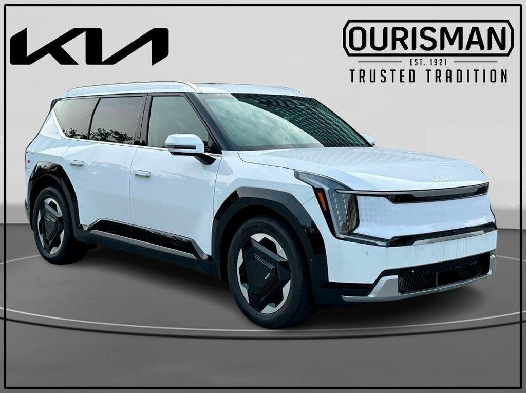 new 2026 Kia EV9 car, priced at $66,555