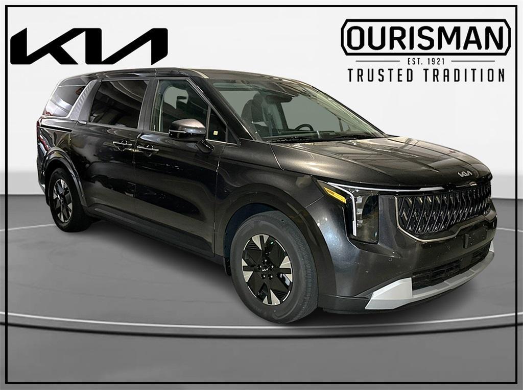 new 2026 Kia Carnival Hybrid car, priced at $39,698
