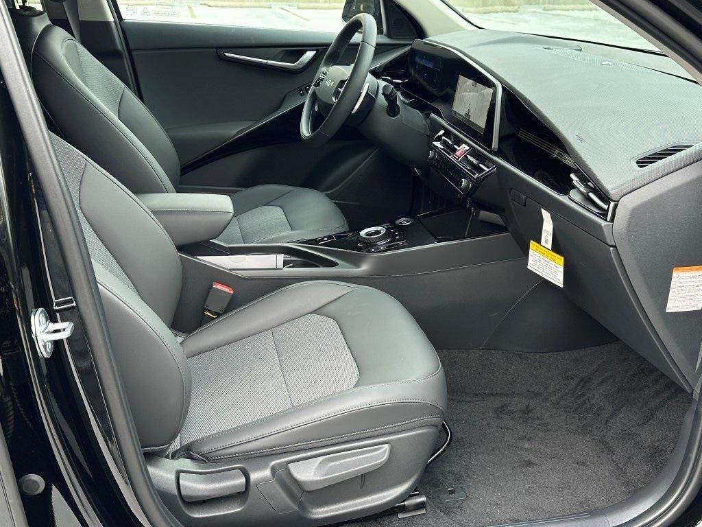 new 2025 Kia Niro EV car, priced at $25,510