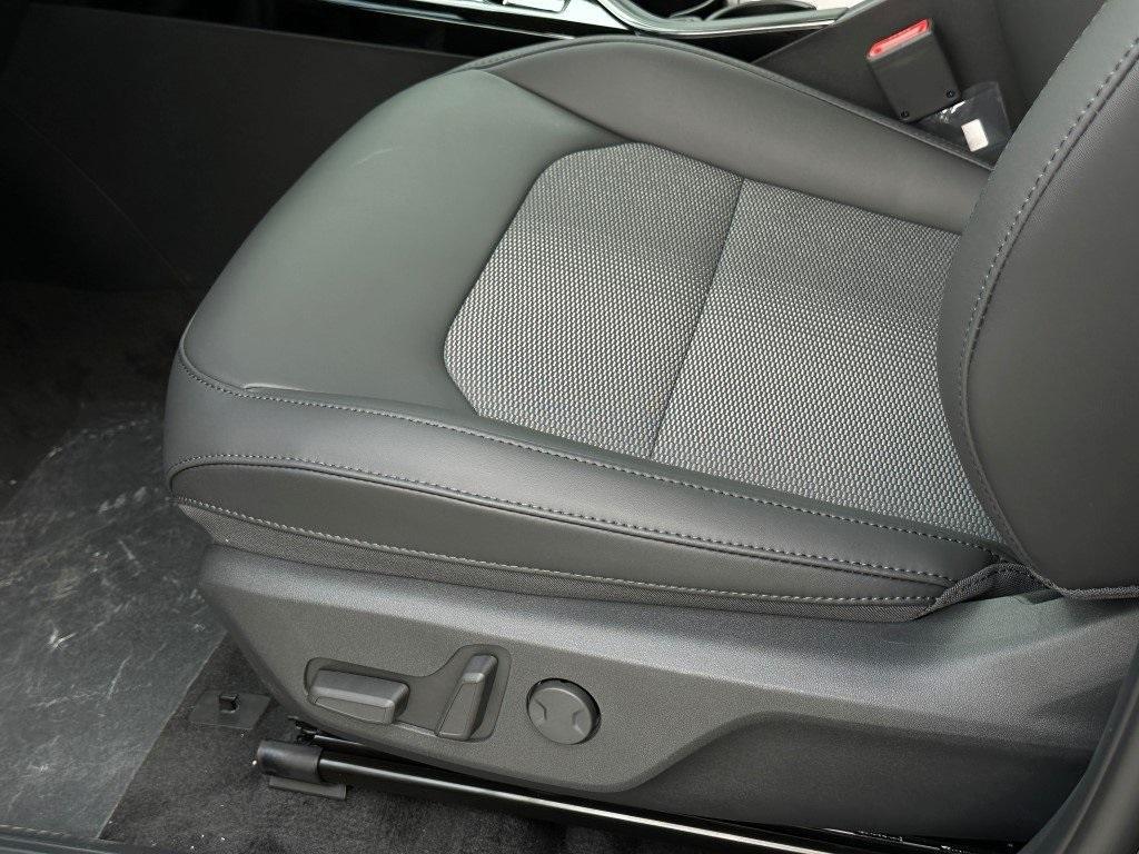 new 2025 Kia Niro EV car, priced at $25,510