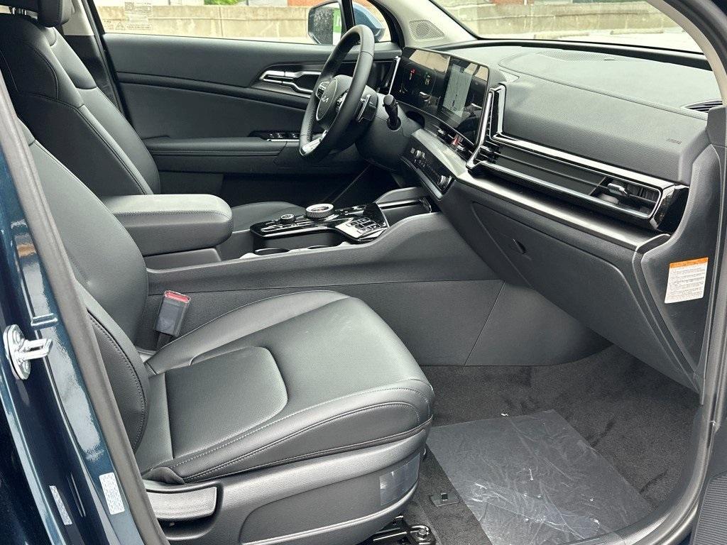 new 2025 Kia Sportage Hybrid car, priced at $34,210