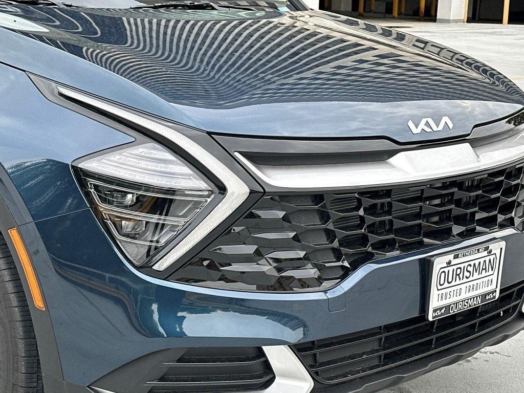 new 2025 Kia Sportage Hybrid car, priced at $34,210