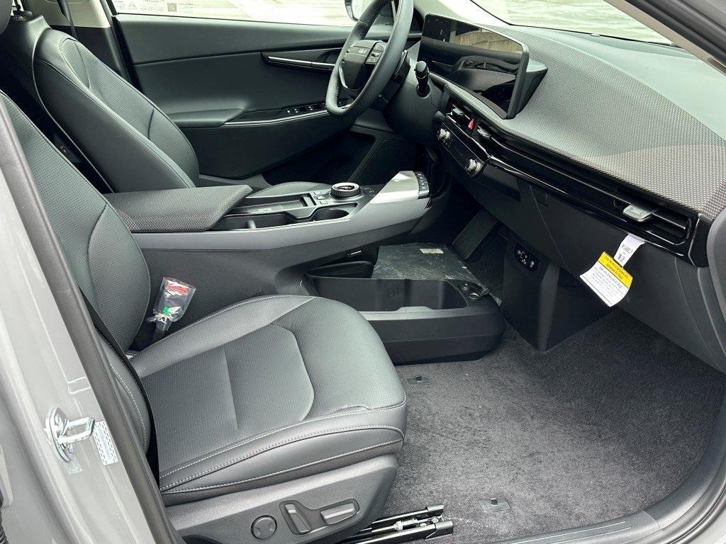 new 2025 Kia EV6 car, priced at $56,500